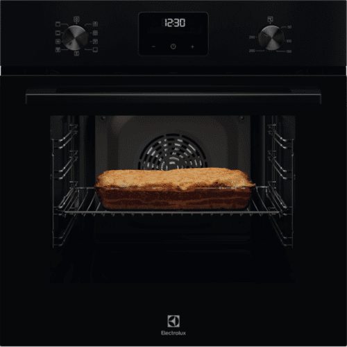 Electrolux Vstavaná rúra séria 300 SurroundCook LOFGF00BK