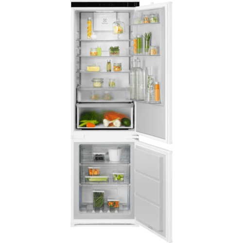 Electrolux Vstavaná chladnička s mrazničkou 700 NoFrost CoolAssist® ENA7CE18S1