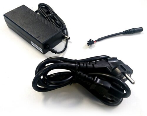 Selfsat SNIPE 3 napájanie 220V/230V (sada adaptéra)